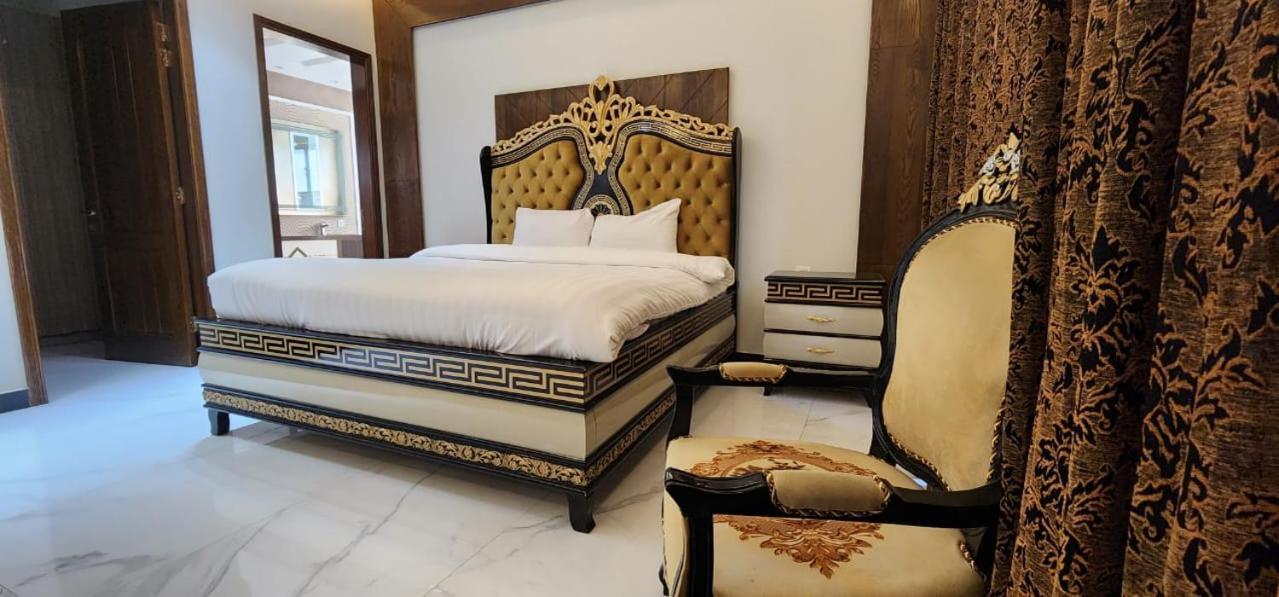 Palm Tree Hotel Lahore Exterior photo